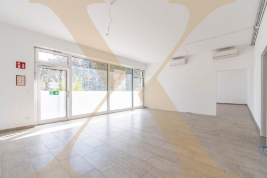 Attraktive Büro-/Geschäftsfläche mit großer Schaufensterfront in Steyr zu verkaufen! Plan Geschäft I