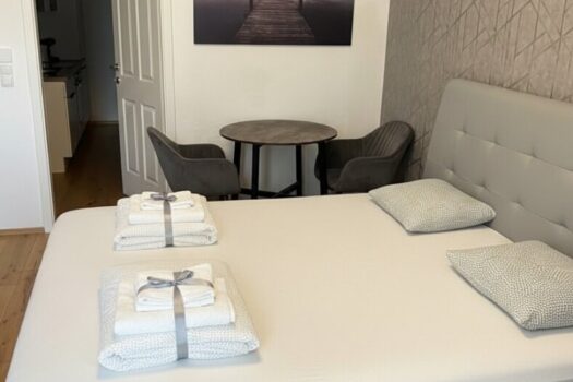 3205GgrlxBu9cUgTuvliN4