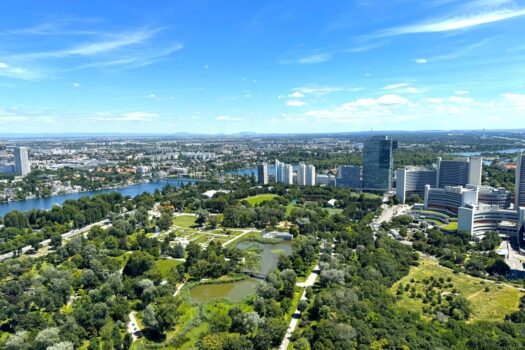 3Thh08OFA7b8HG5uewTYRK