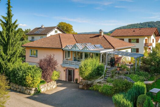 44lYpUcISCi4CIJ9cMKVBY