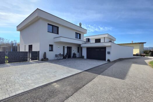 4U63HukLUQ84PRsOi3SsaY