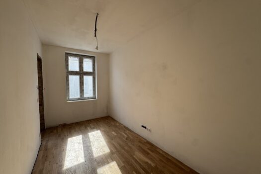 4mlVogsWGFhNtHT2SCmYYo