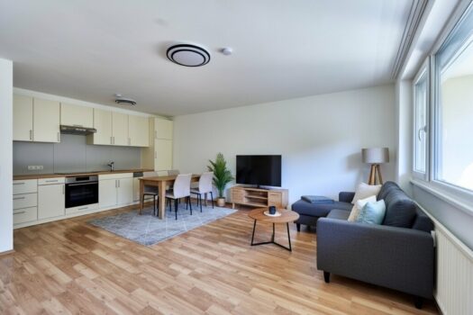 50rsywTG5SelE6DhhlVMxi