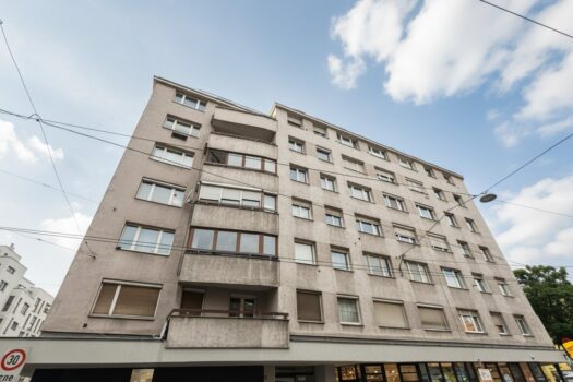 5pCwZ9InWWZKjppA0XwTFZ