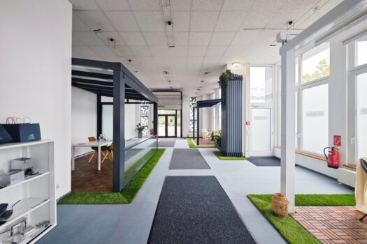 134m² Geschäftslokal/Schauraum/Büro im IZ-Süd | Ebenerdig mit eigenen Parkplätzen direkt vor dem Eingang 5uR5urscM2ZJ4p0tkt6i7E