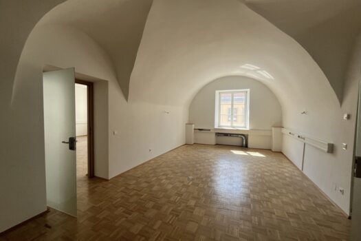 5zdvJRYHnbnGpqMnaGp5zm 1