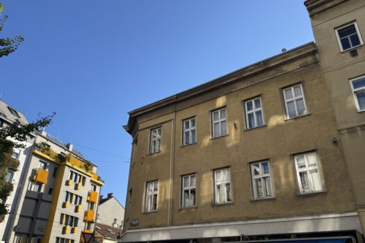 6SoRTyJ2jQNhcvzggSNwCs