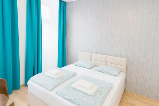 77i0ZMctJLeDq4CKSLU4IQ