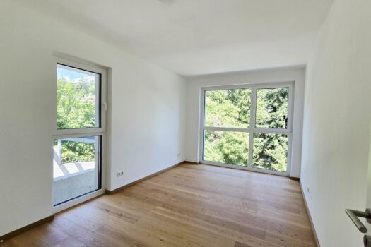 7tmAb5RiYPG1d8WAK64OaM