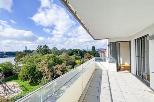 7w2vSMOGVT6vP2a9SX3Feb