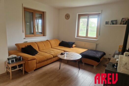 ykwzmcUMwTLfZHgSXPjLK