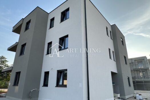 1724748948 image00017