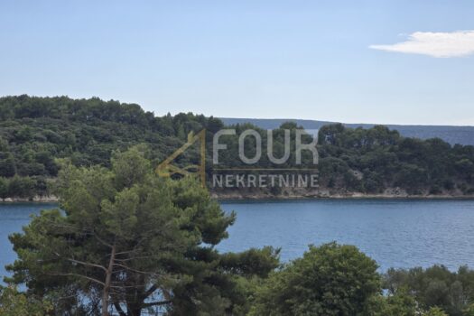 1752506289 prodaja stan cres