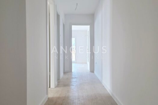 Strožanac, Podstrana – Neubau, Apartment mit 2 Schlafzimmer, Parkplatz ZU VERKAUFEN 1753696306 20250725 101739