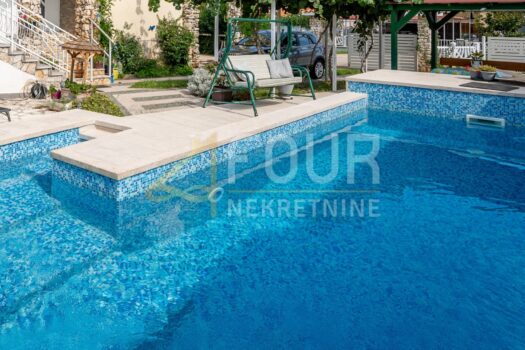 1758110501 prodaja kuca fazana 27