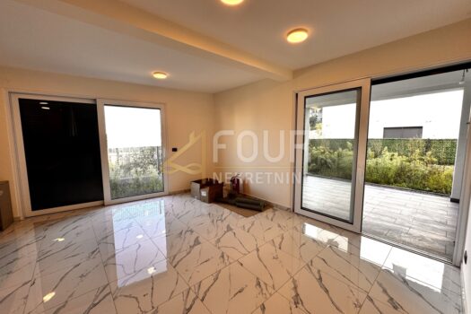 1758283361 prodaja stan pobri 12