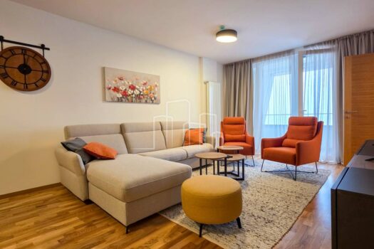 1759063538 20250927 114509