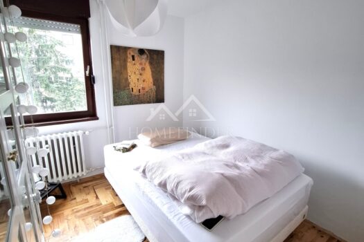 1759306354 20250930 153300