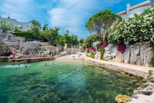 1759393259 1620513644 332086 0