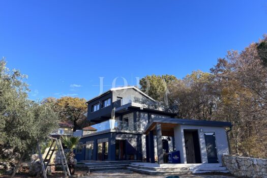 1759398032 2052246866 268124 0