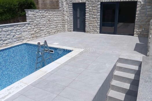 Haus Bribir, Vinodolska Općina, 80m2 1759399003 whatsapp slika 2025 10 01 u 16