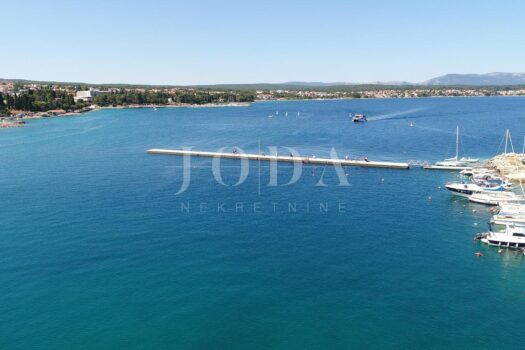 1759399568 800542268 140225 0