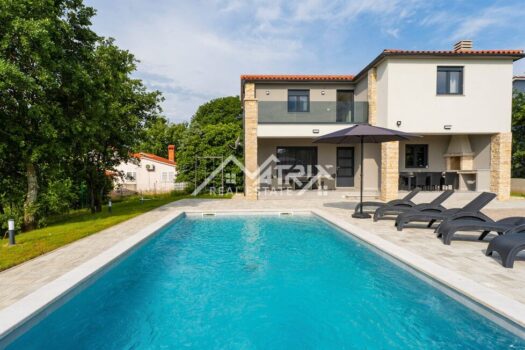 1759848224 kuca s bazenom istra prodaja 14