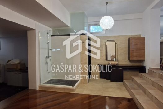 1759927230 20251008 122355