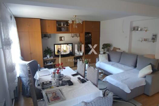 1759936713 1759936278162