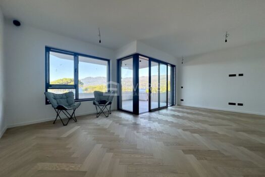 1760093236 tempimagednayhn