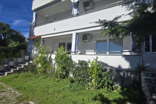 1760450906 1000187230