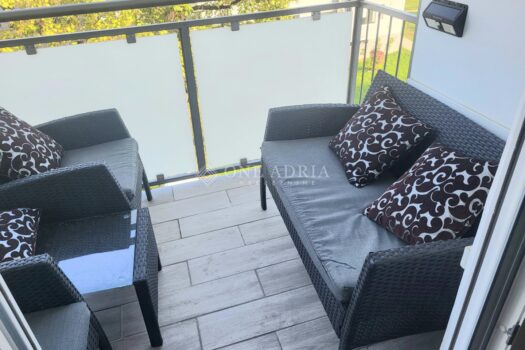 1760463150 1000189156