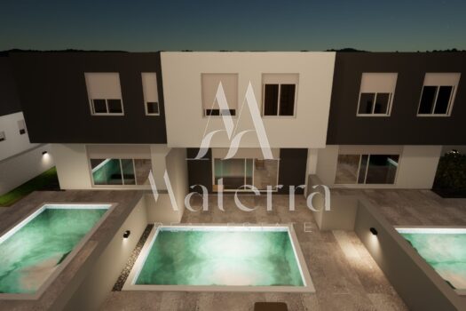 1760536349 c1 nocna 1