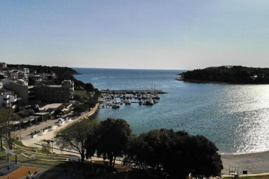 1760622935 358288467