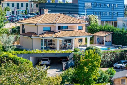 1760623448 dji 20251007121713 0100 d