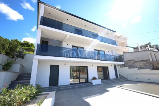 Ražanj, 231,74 m² Villa, erste Reihe am Meer 1761039995 img 9468