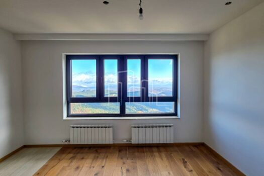 1761557737 20251024 103740