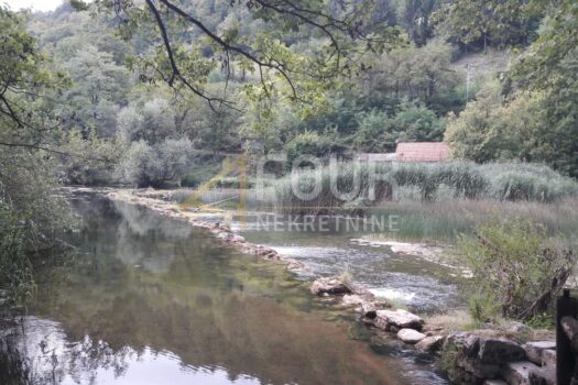 1761567816 prodaja imanje slunj 2