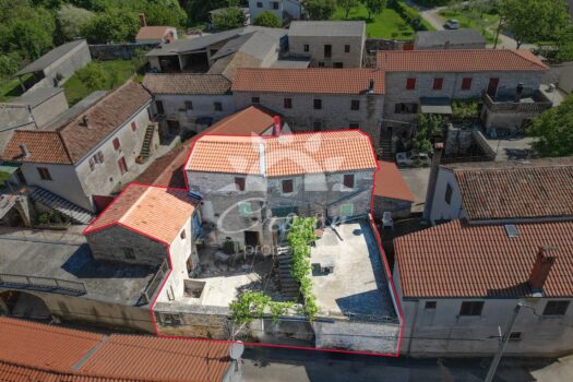 1761643432 tinjan kamena kuca