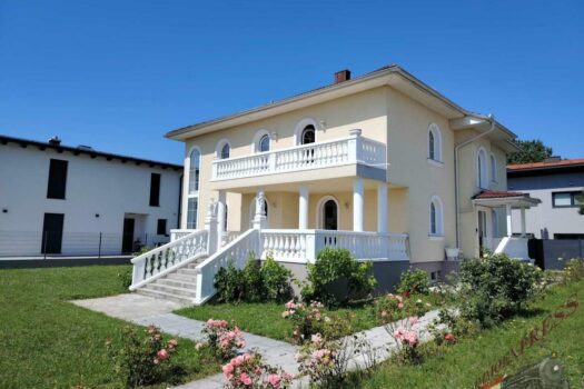Villa in mediterranem Stil bietet viel Platz und ruhige Umgebung – 25min zur Stadtgrenze Wien! Haus 1_1
