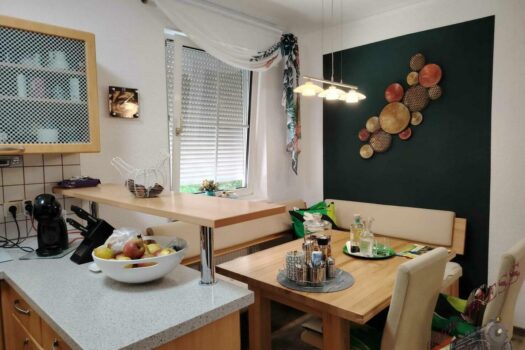Koffer packen und einziehen - sonnige 3 Zimmer-Wohnung mit 5m² Balkon und KFZ-Stellplatz wartet auf Sie! 1