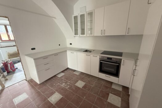 Zentrum Deutschfeistritz Mieten mit kleinem Garten, neu saniert inkl. Küche 20251013_103446633_iOS