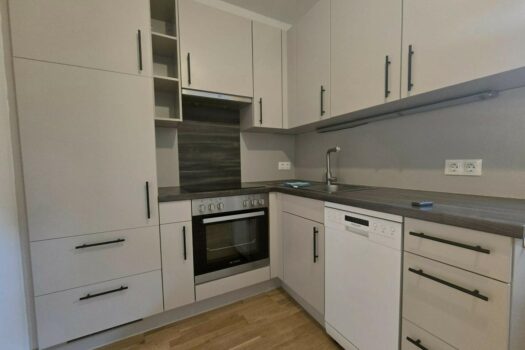 Wunderschöne Wohnung mit Balkon und TG - Hofseite! 4