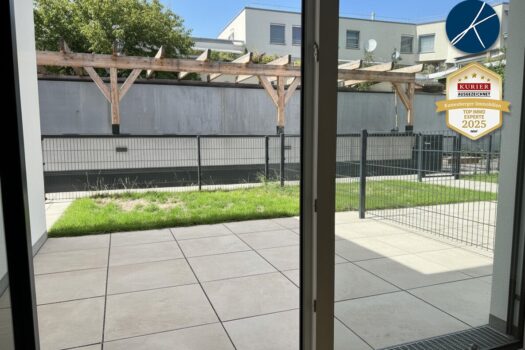 U6 Erlaaer Straße: Kleines Reihenhaus (Townhouse) als NEUBAU-ERSTBEZUG Terrasse und kleiner Vorgarten