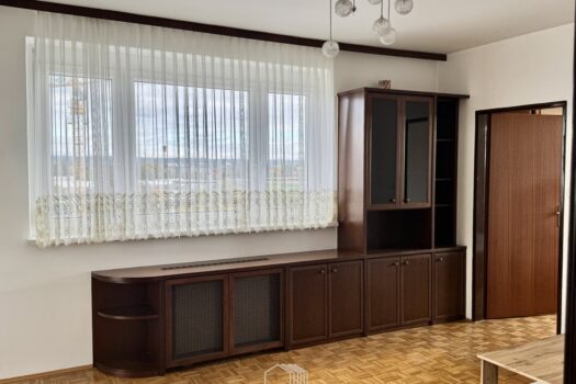 2 ZIMMER : Sonnige Wohnung mit Loggia und Parkplatzmöglichkeit 1M8AWP4Xicddcknqy9nEeZ
