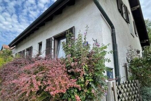 Gemütliches Ein-/Zweifamilienhaus mit großem Garten – nur 5 Minuten zur Wiener Stadtgrenze! 1O52Ih297mZraUqeQvXyJM