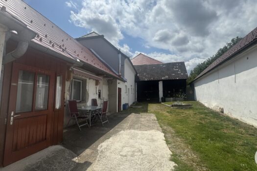 1TRQzzd6zf6vwJH6MvYs8j