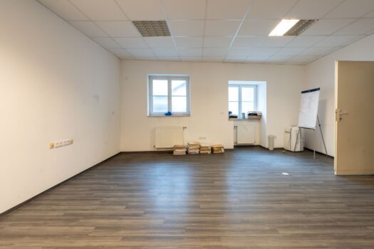 Büro- oder Geschäftslokal mit ca. 157 m² in Toplage von Ebelsberg – Nähe Schloss Ebelsberg 1cdIEXmtuJiGwC68V1zR0Y
