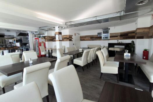 Ready to Serve - Top-Frequenz, Top Lage! 1hOQ2GYL48ZOSdsVNT6OZ3