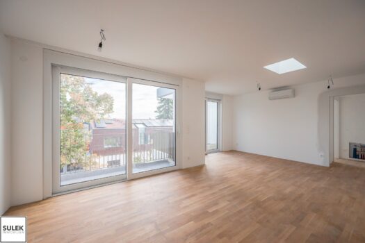 1htwnUKWaEfKgVdhURuJIR